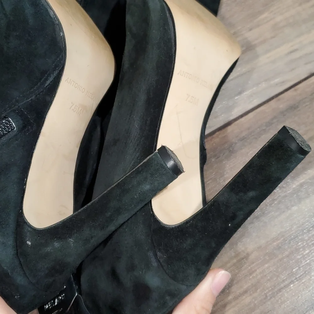 Antonio Melani leather tall heels boots shoes sz 7.5M pull on